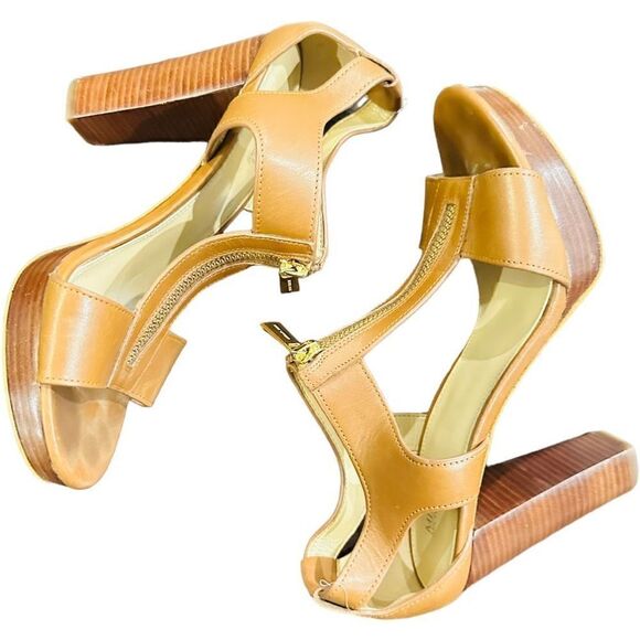 MICHAEL MICHAEL KORS Berkley T Strap Platform Vachetta Leather Sandals Size 6.5 - Picture 1 of 7